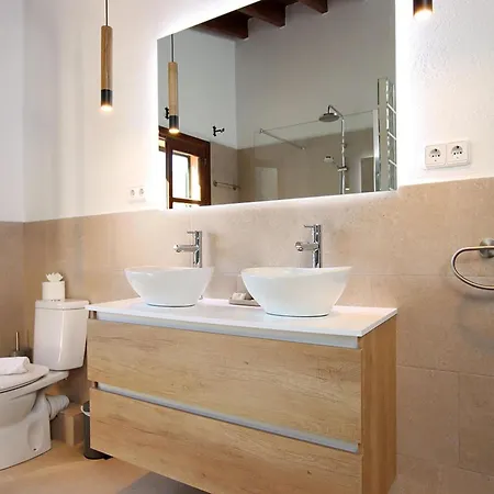 4 Bedroom In Поланко