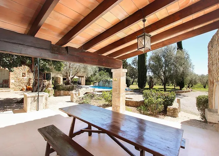 Dom wakacyjny Bennassar In *